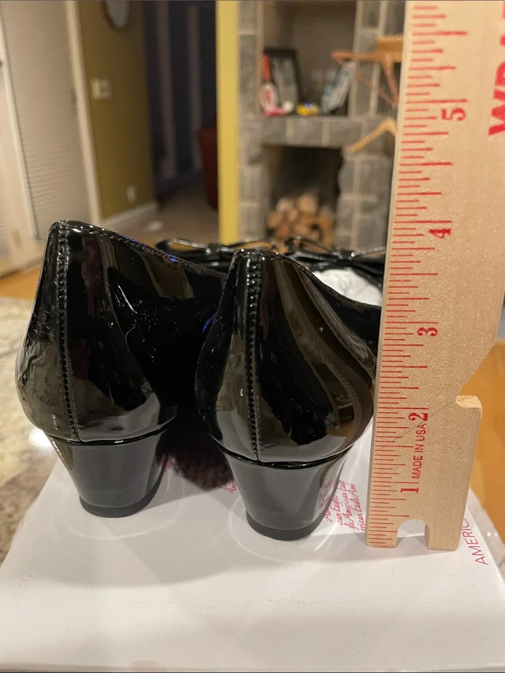American Eagle Outfitters shiny black
